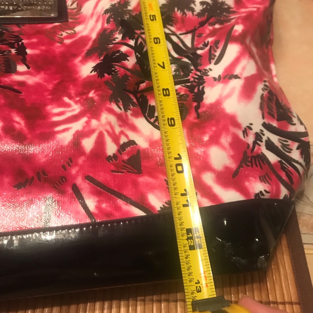 Betsey Johnson pink palm 🌴tree tote - Picture 3 of 8